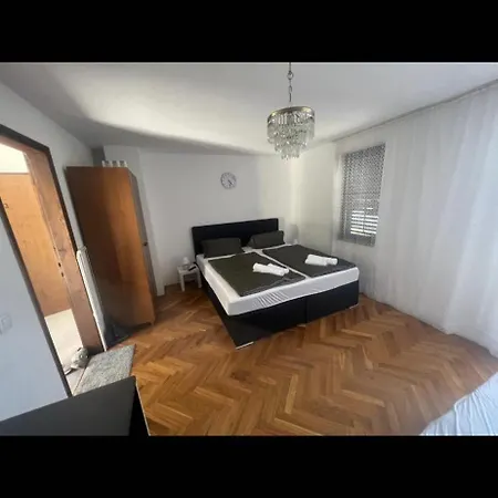 Rum i privatbostad Apartmani Dramalj *