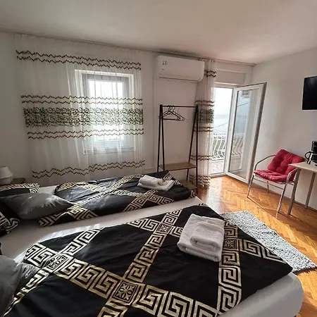 Apartmani Dramalj Rum i privatbostad Dramalj