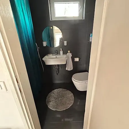 Rum i privatbostad Apartmani Dramalj *